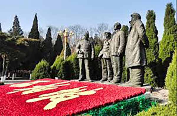 <strong>基层党组织西柏坡研修 淬炼党员政治素养</strong> 