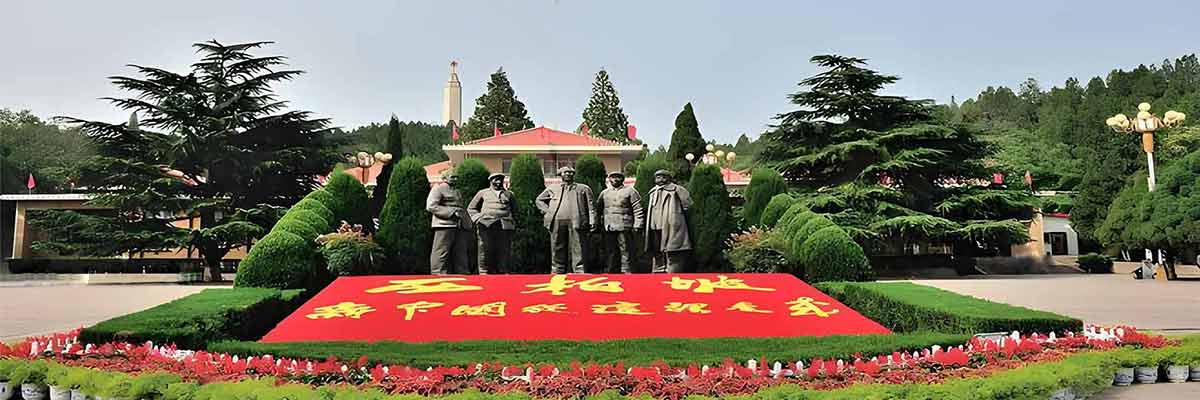 西柏坡红色教育基地培训中心五大书记像